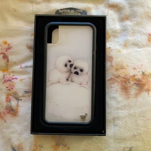 Wildflower seal iPhone XR case